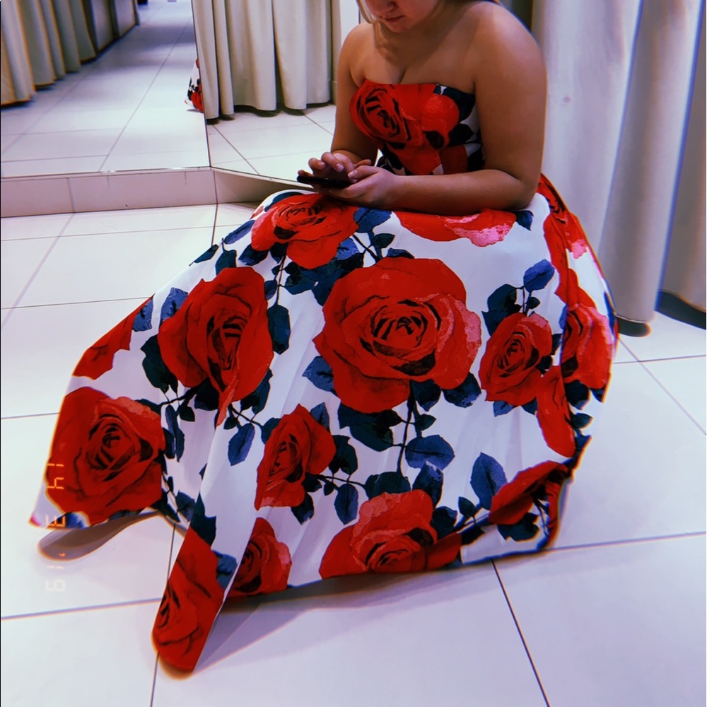 Rose Prom Dress - Picture 4 of 5